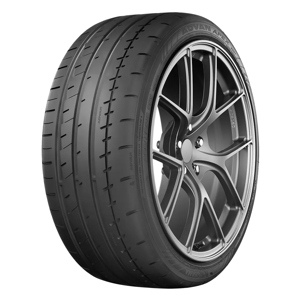 A Yokohama Advan APEX v601 summer tire mounted on an aluminum alloy wheel.